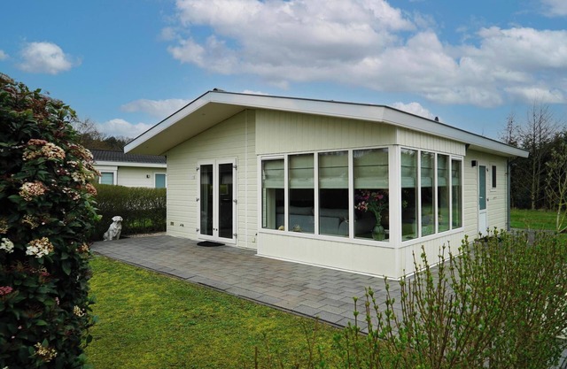 Freestanding five-person holiday home.