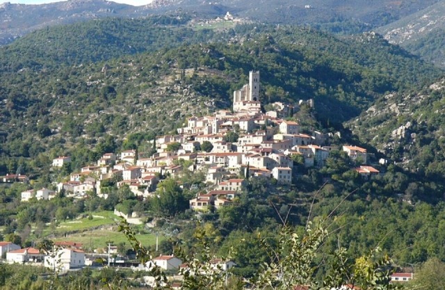 French Pyrenees/Mediterranean Village Cottage