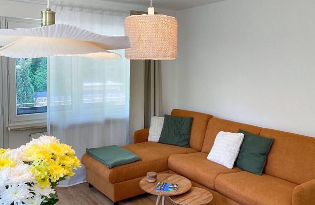Freshly renovated | central | parking | balcony