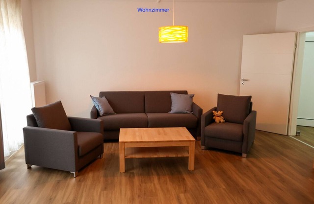 Friendly apartment in city location with terrace and parking space