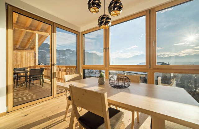 Friendly Apartment "Eiche im Nockerhof" with Mountain View, Wi-Fi & Terrace