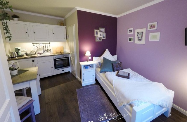 Friendly Home - Einzelappartement "Calm" Köln Bonn Phantasialand