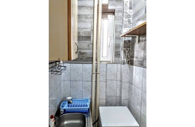 Friendly Studio 2 -