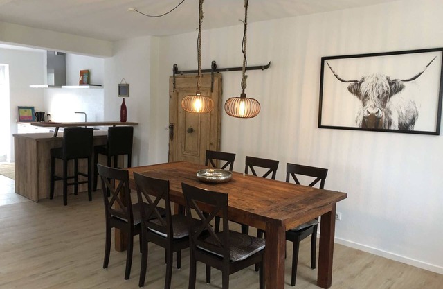 Friendly vacation home- 8 persons, 130sqm, 3 bedrooms, 2 terraces, central