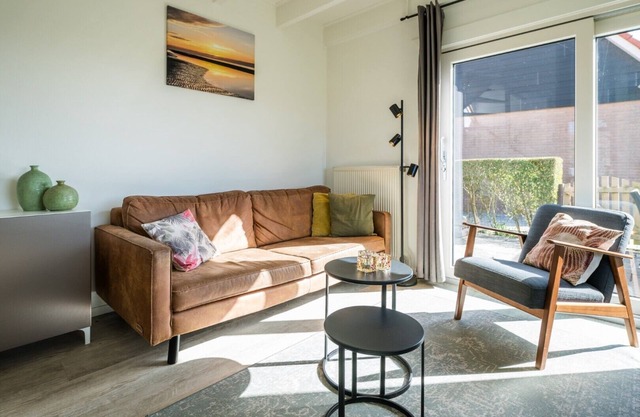 Friese Antillen is a courtyard of 8 homes near of the beach and village hollum.