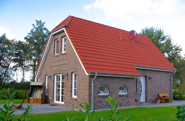 Friesenhuus - vacation home, shower, WC, 3 bedrooms