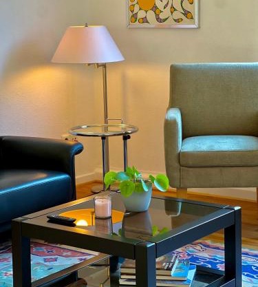 Frisch renovierte Ferienwohnung mit Balkon in zentraler Lage