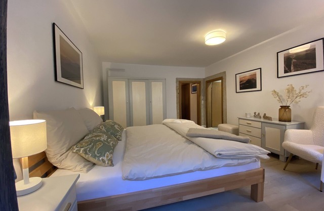 Frisch Renovierte, Gemütliche und Ruhige Ferienwohnung für Naturliebhaber
