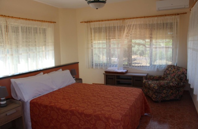 Full rental of 6 to 15 people.