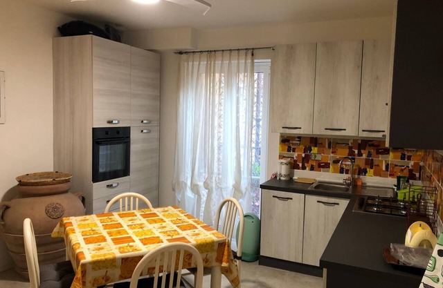 Full 70sqm apartment located in a quiet area, parking available