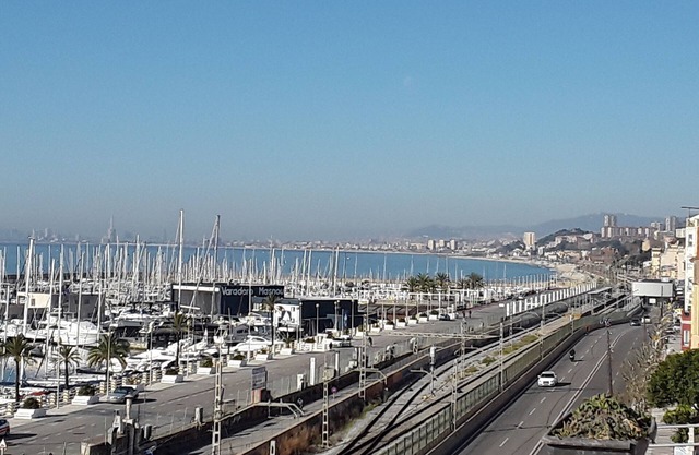 Full floor, in front of the Mediterranean Sea. Central to 5 "