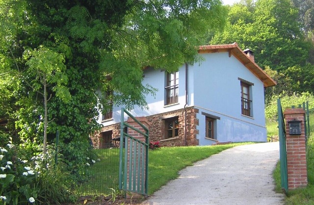 Full house for 2-4 people in Villaviciosa to 15 km from Playa de Rodiles