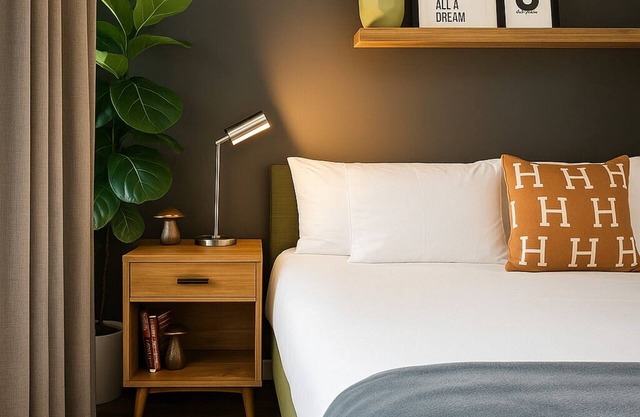 Full Studio - Beltline Rental