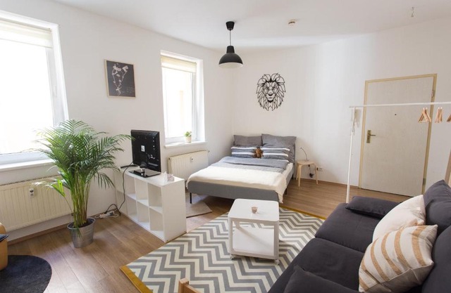 FullHouse - Halle - T28 - Lion Apartment