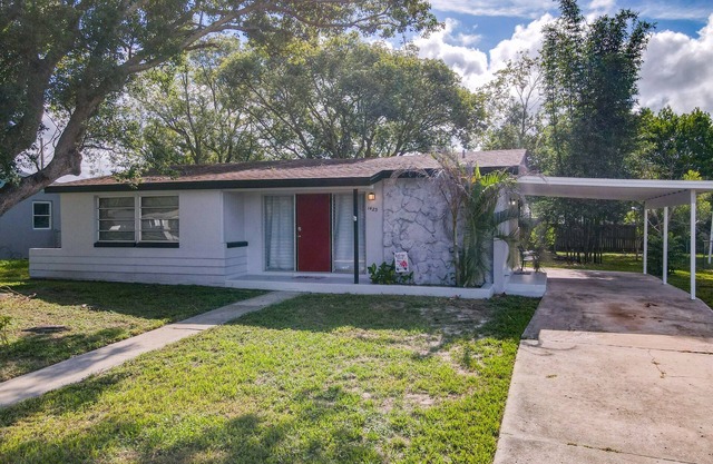 Fully Equipped 3BR Home in Deltona FL