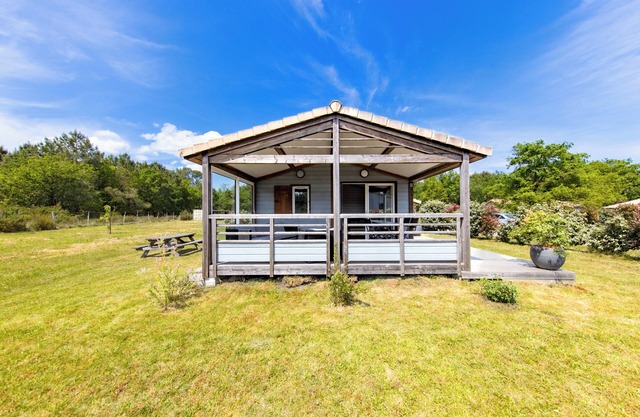 Fully-equipped chalet in Hourtin – Nature, Lake & Ocean