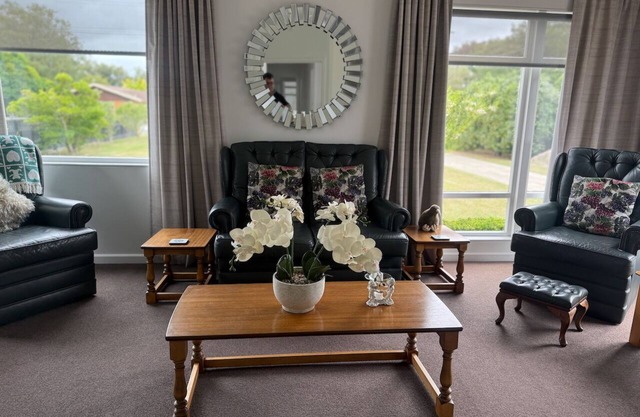 Fully equipped Crofters Cottage for up to 6 people