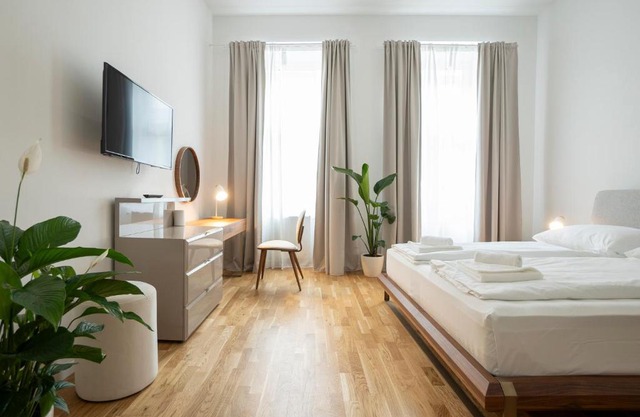 Fully equipped, renovated, perfectly located flat