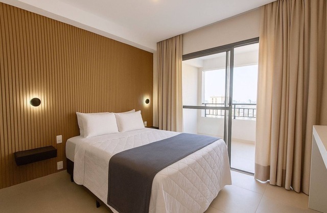 Fully equipped studio WiFi, AC Sao Paulo metro Sacoma Paulista Congonhas Airport