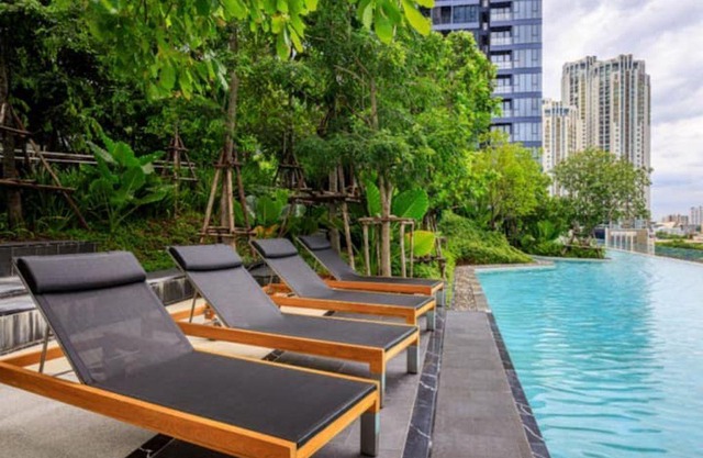 Fully Equipped 1 Bedroom in Rama 9