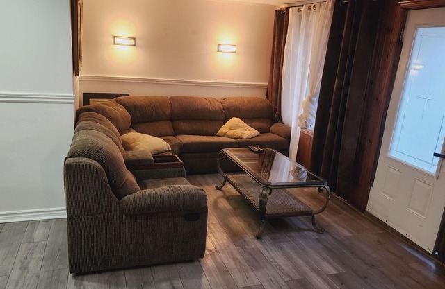 Fully furnished house for rent for 6 to 8 people