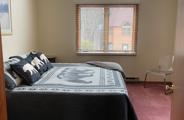 Fully Furnished Condo in Waterville Estates with Stunning Views