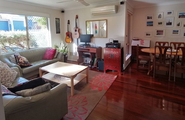 Fully furnished short term rental near Perth CBD