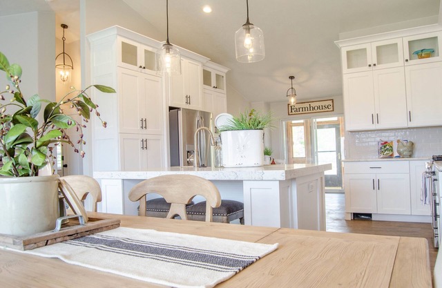 Fully Remodeled Farmhouse Accessible to Brian Head Ski Resort