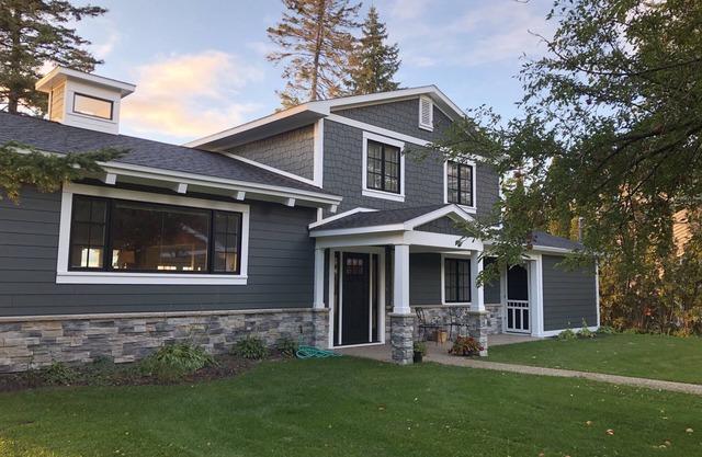 Fully updated lake front home on Sturgeon Bay, Burt Lake.