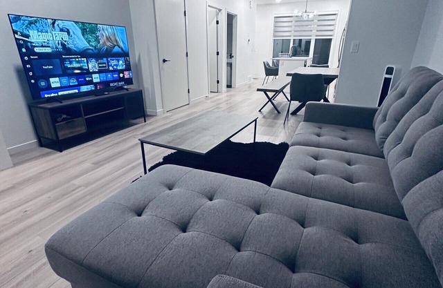 Fun Family Home with Game Room