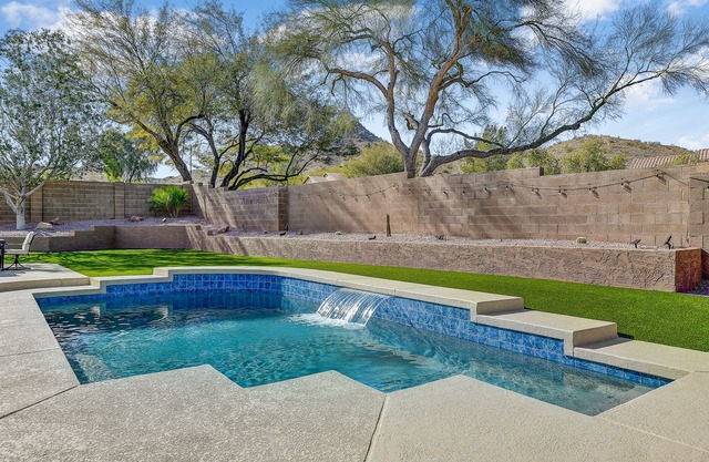 FUNTASTIC in Phoenix 4 Bedroom with private pool