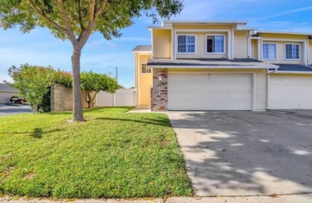 Furnished 3BR 2BA for nurses or relocations 31+ nights pet friendly