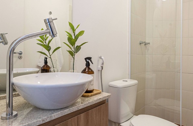 Furnished apartment in Pinheiros, close to the subway and local shops