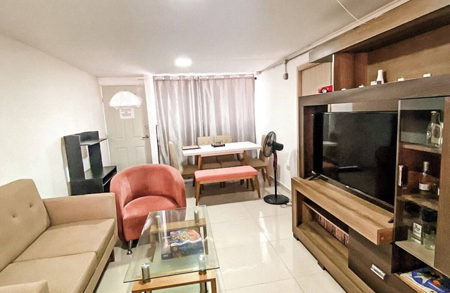 Furnished Apartment Near Metropolitan Stadium