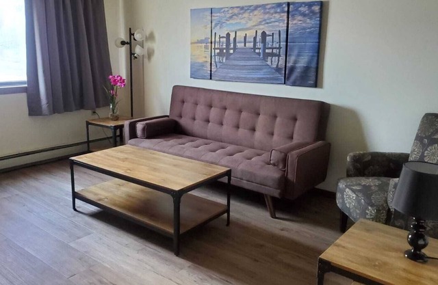 Furnished Apartment long & short stay