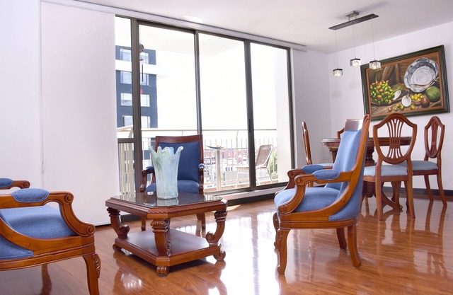 FURNISHED APARTMENT NEAR AIRPORT/CIUDAD SALITRE/FISCALIA/TRANSMILENIO