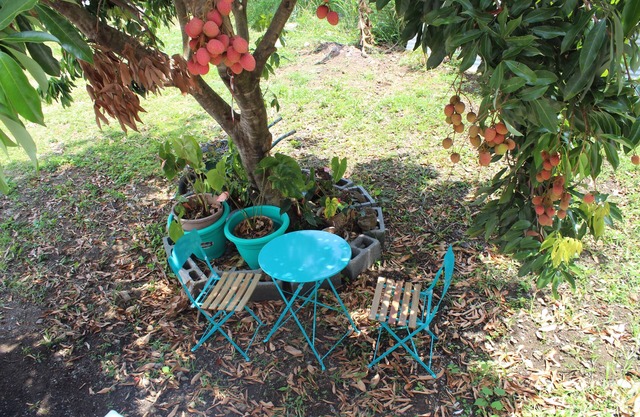 Furnished champacs F3 calm and fully equipped including 2 bedrooms, veranda, parking,