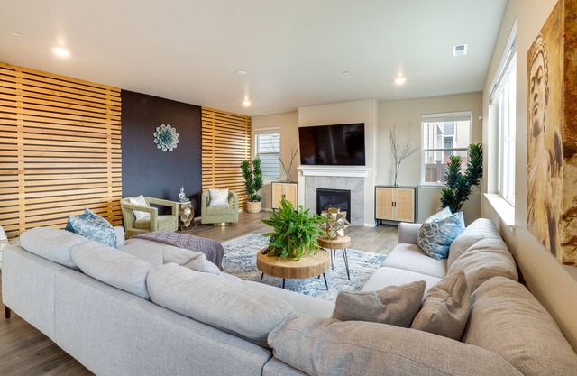 Furnished Patio & Fire Pit: Bremerton Home!