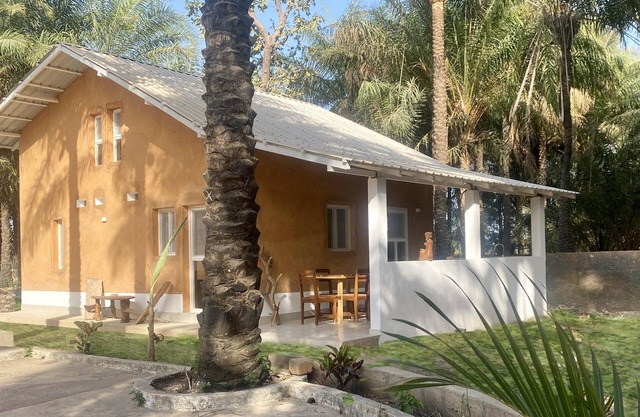 Furnished rental in a haven of peace in the heart of Le Cap village.