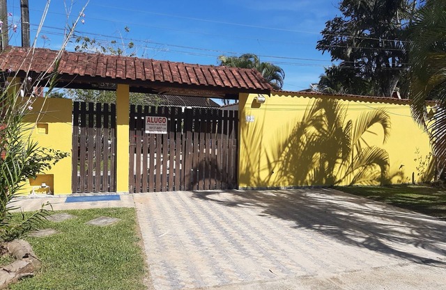 Furnished single-storey house beach pool air conditioning Wi-Fi accessible to wheelchair users