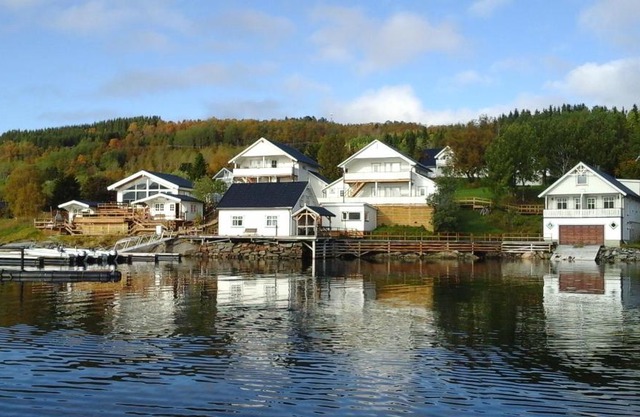 Furoy Hotel Apartments and Boating