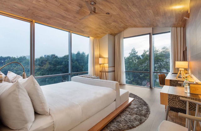 Fusion Suites Saigon