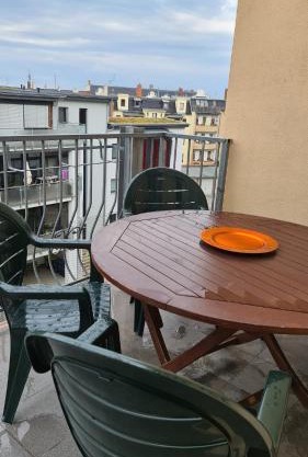 FW 80 - Ferienwohnung in Bahnhofs- und Stadtnähe