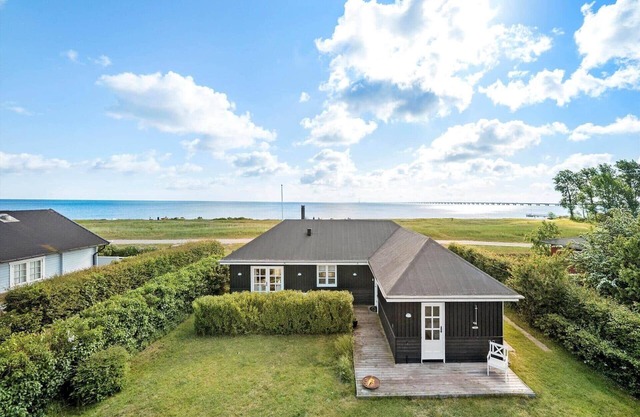FY313 Nyborg - Østerø Strandvej 12