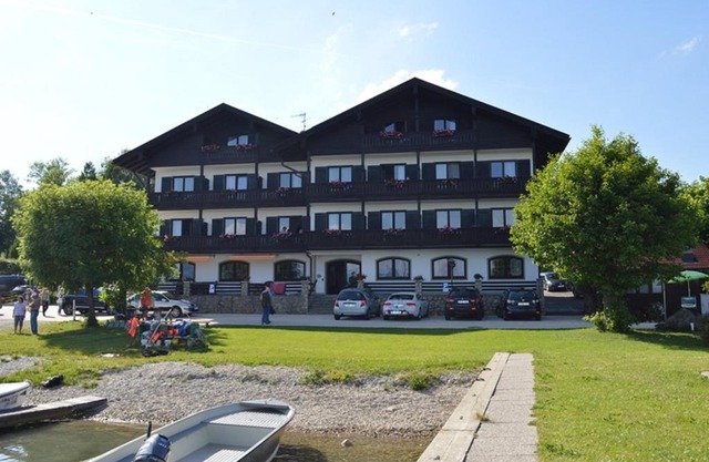 Gästehaus Grünäugl am See