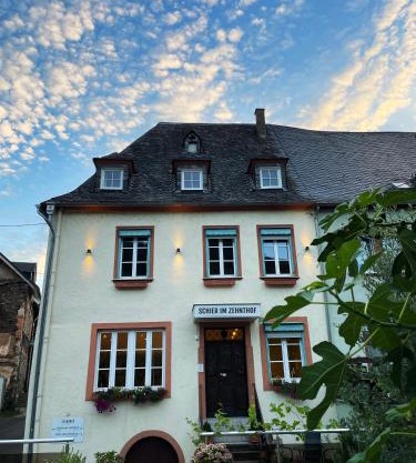 Gästehaus Weingut Schier im Zehnthof