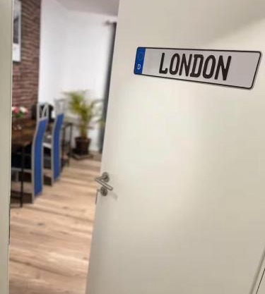 Gästezimmer London im Werkmotel