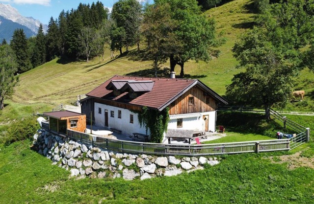 "Günzberg" holiday hut with 4 bedrooms - Oberdeutinghof