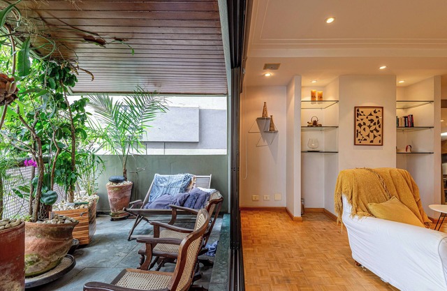 Garden balcony 2-dorms spacious & comfort apartment @ VNC