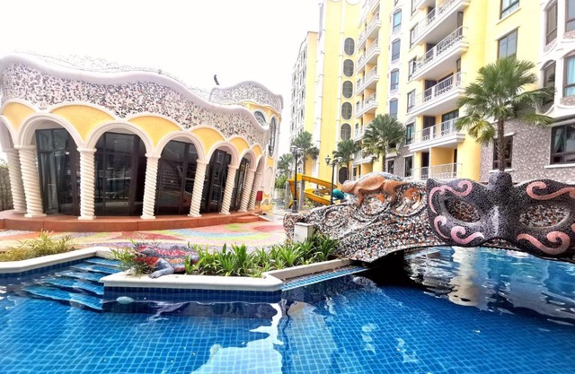 G63 Pool access room Espana Condo Resort Pattaya